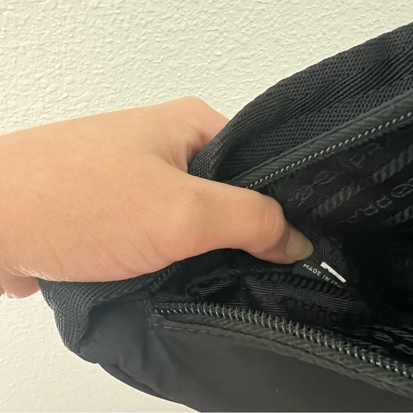 Prada Re-Nylon Re-Edition 2000 Mini-Bag - Picture 7 of 10